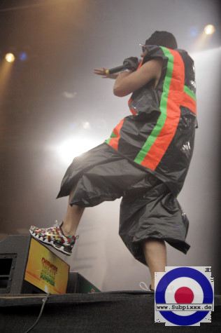 Deichkind (D) 14. Chiemsee Reggae Festival - Übersee - Main Stage 22. August 2008 (4).JPG